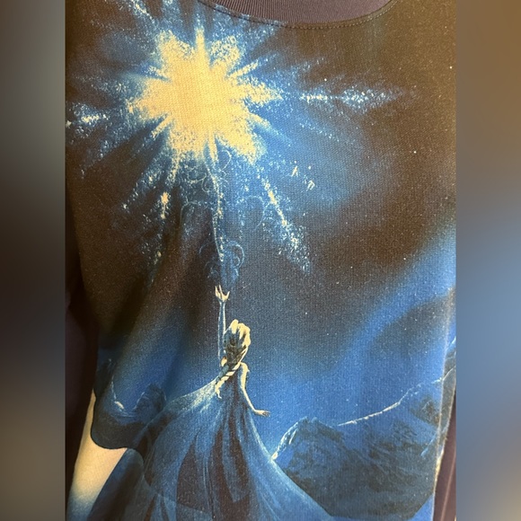 Disney Frozen top - Picture 4 of 4